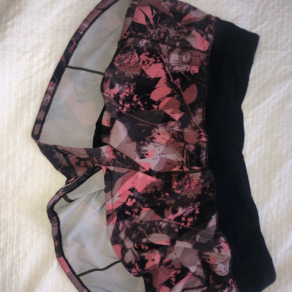 Lululemon speed up short 2.5”